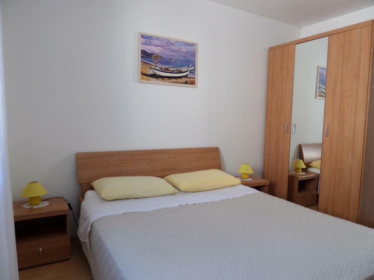Apartmani Lili マリ・ロシニュ エクステリア 写真