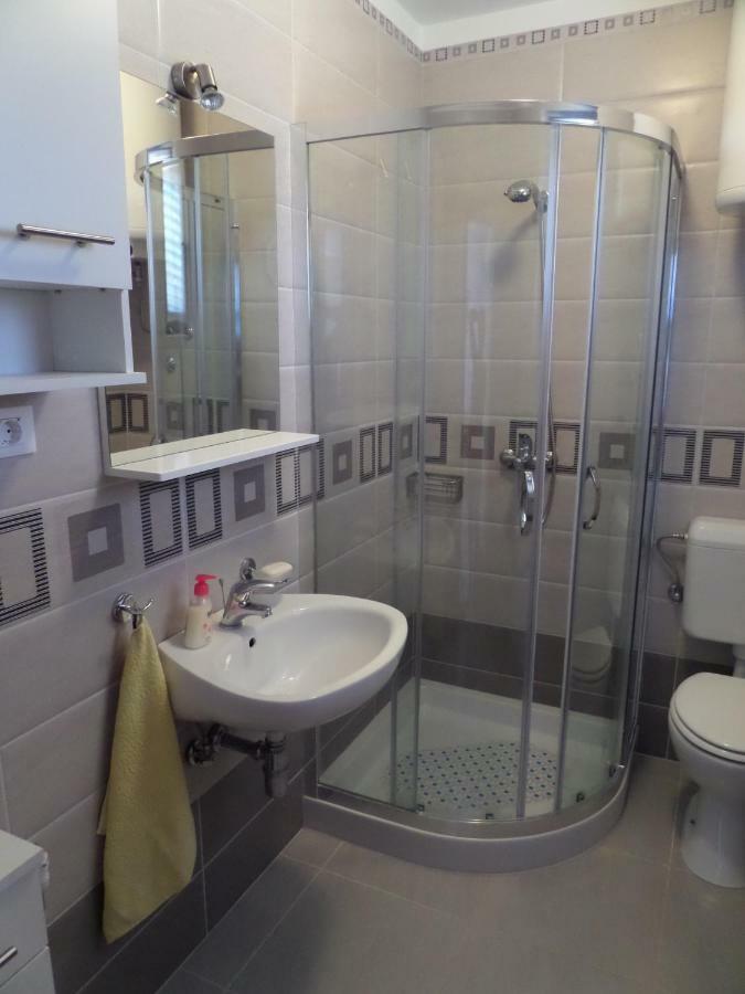 Apartmani Lili マリ・ロシニュ エクステリア 写真